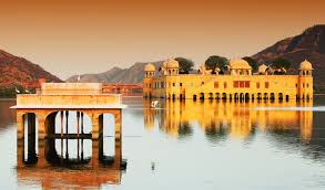 Maharaja Cab Golden Triangle Tour Package water Palace